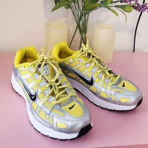 Nike Women's Athletic Shoes in Yellow and Silver